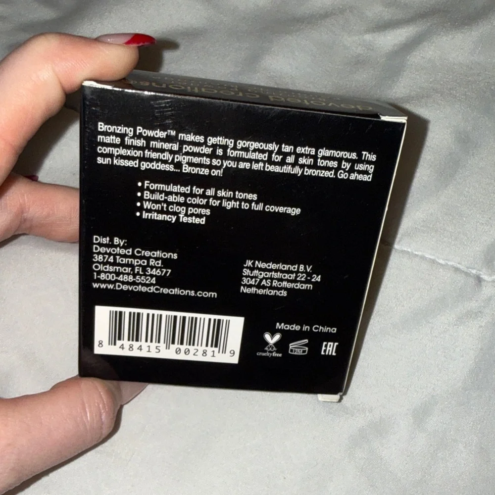 Devoted Creations Bronzing Powder